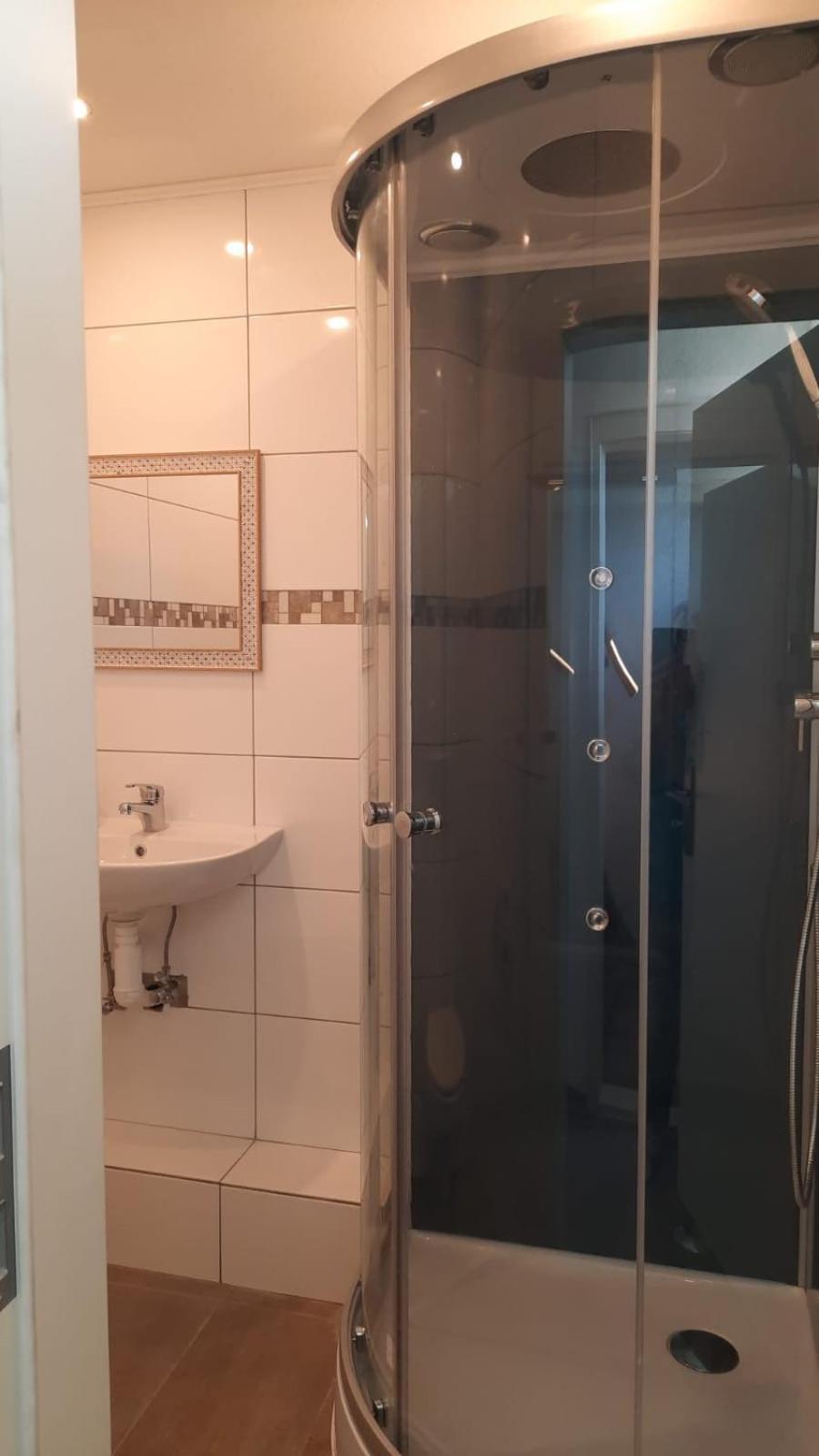 Ferienwohnung Mittelpunkt Schortens Exterior foto